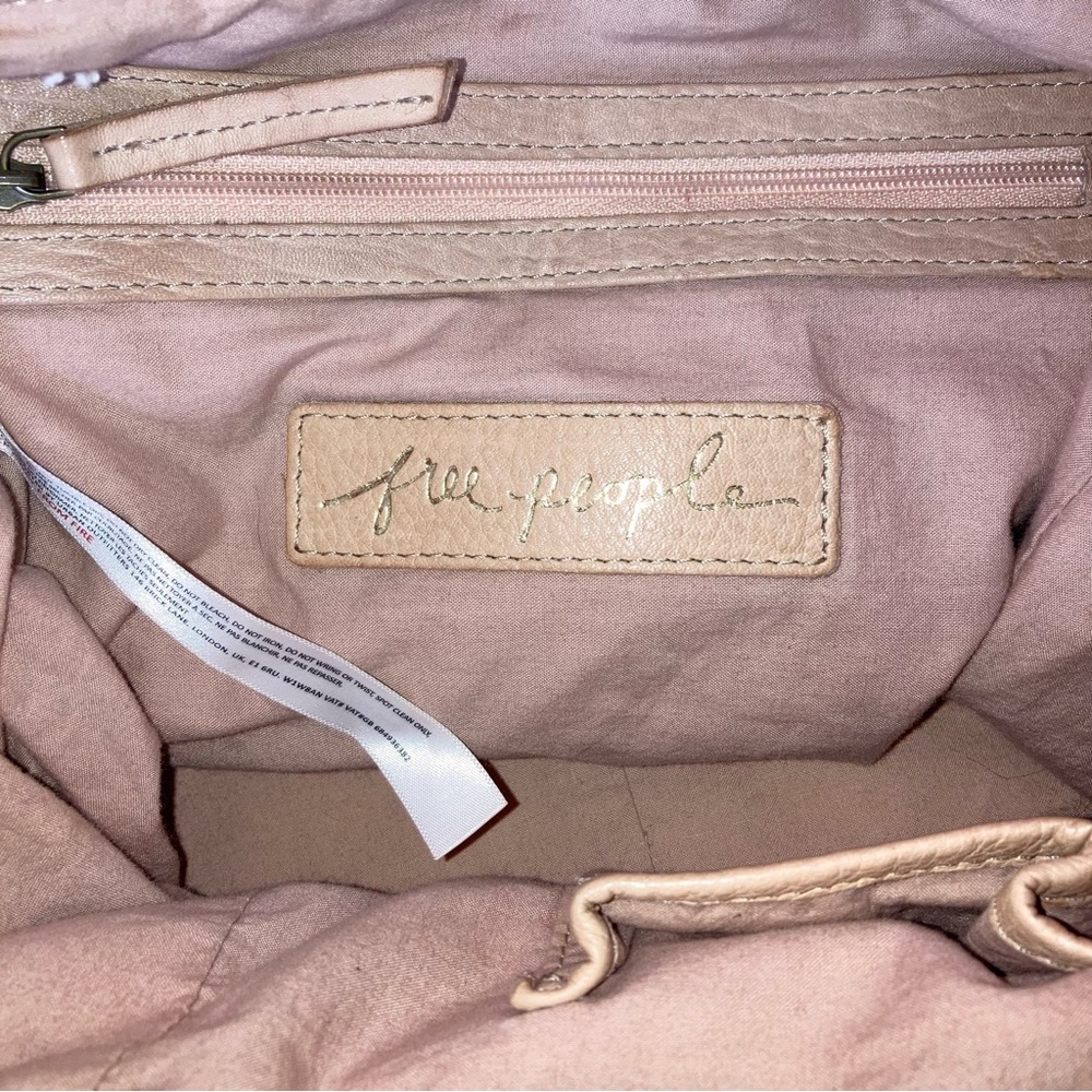Free People Leslie Distressed Leather Large Tote In Conch Pink - Picture 16 of 16